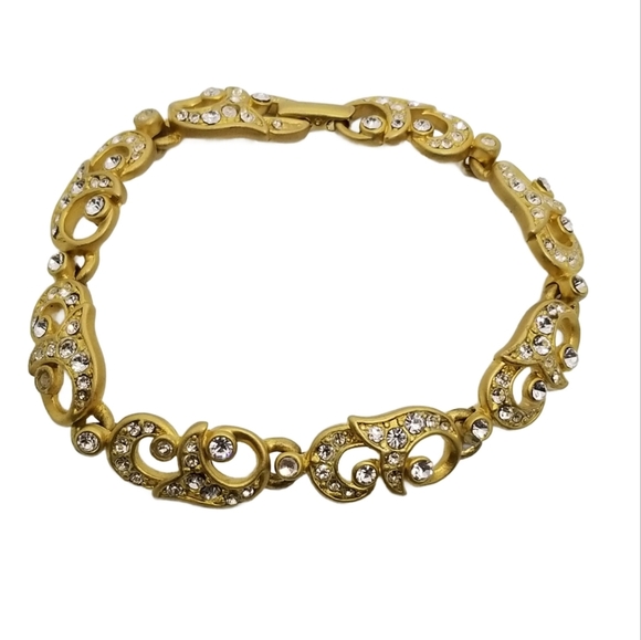 VINTAGE SATIN GOLDTONE & CRYSTAL FILIGREE DESIGN TENNIS BRACELET - Picture 4 of 7